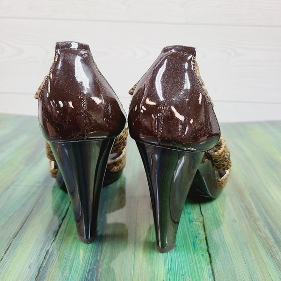 Michael Kors Leopard Heels - Picture 6 of 10
